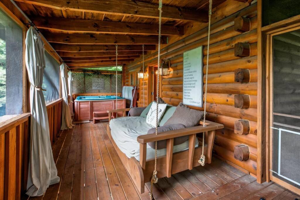 Nice View Fireplace, Hot Tub, Porch Bed, Private Sevierville Exteriér fotografie