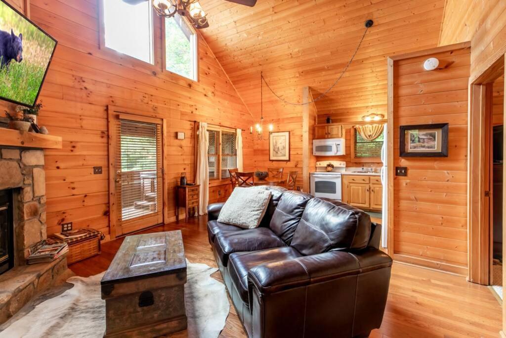 Nice View Fireplace, Hot Tub, Porch Bed, Private Sevierville Exteriér fotografie