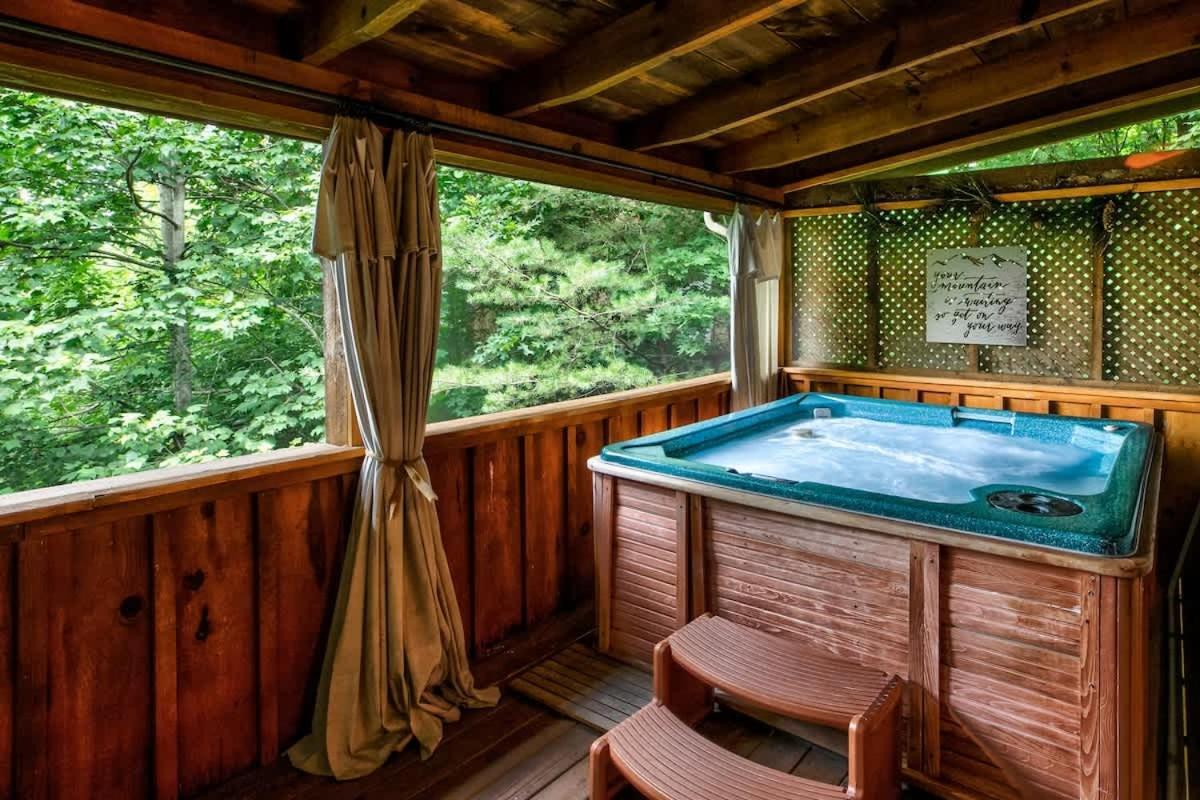 Nice View Fireplace, Hot Tub, Porch Bed, Private Sevierville Exteriér fotografie